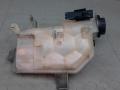 бачок расширительный Land Rover Discovery 4 поколение 2009, 2.7 л., TD V6, дизель, АКПП, внедорожник 5 дв. - фото №5