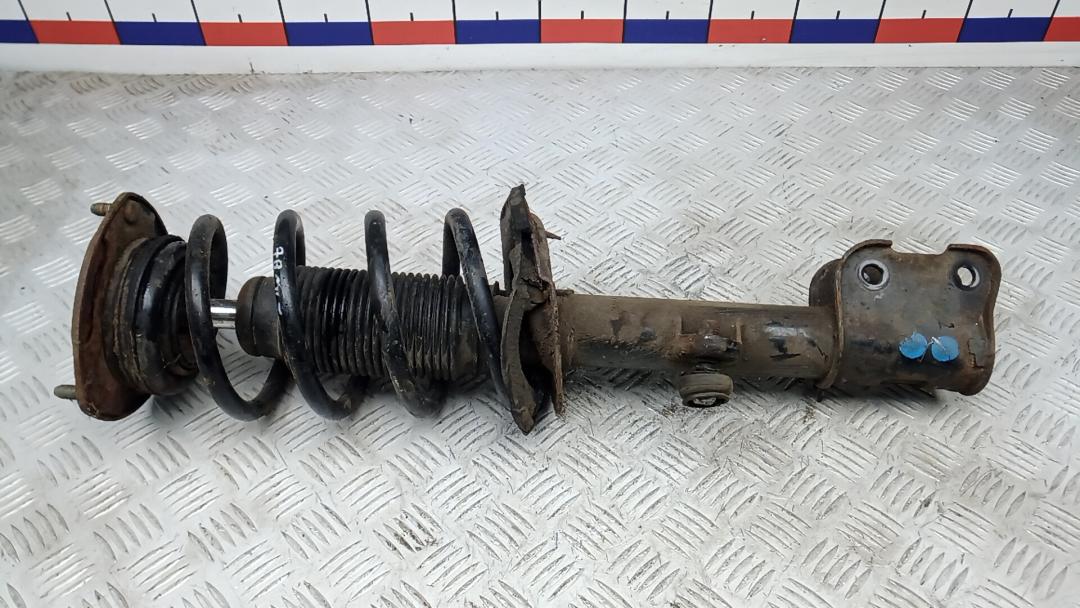 Стойка Kia Sorento 2 поколение 2010, 2.2 л., дизель, АКПП, внедорожник 5 дв., 546302P450, 546102P000, 546602P100 - фото №1