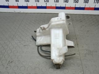 бачок омывателя Toyota RAV4 4 поколение (CA40) 2014, 2.0 л., дизель, МКПП, внедорожник 5 дв.