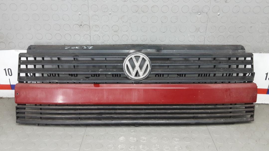 решетка радиатора Volkswagen Transporter T4 1994, 1.9 л., дизель, МКПП, микроавтобус - фото №1