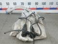 бачок омывателя Land Rover Freelander 2 поколение 2007, 2.2 л., D TD4, дизель, МКПП, внедорожник 5 дв. - фото №4
