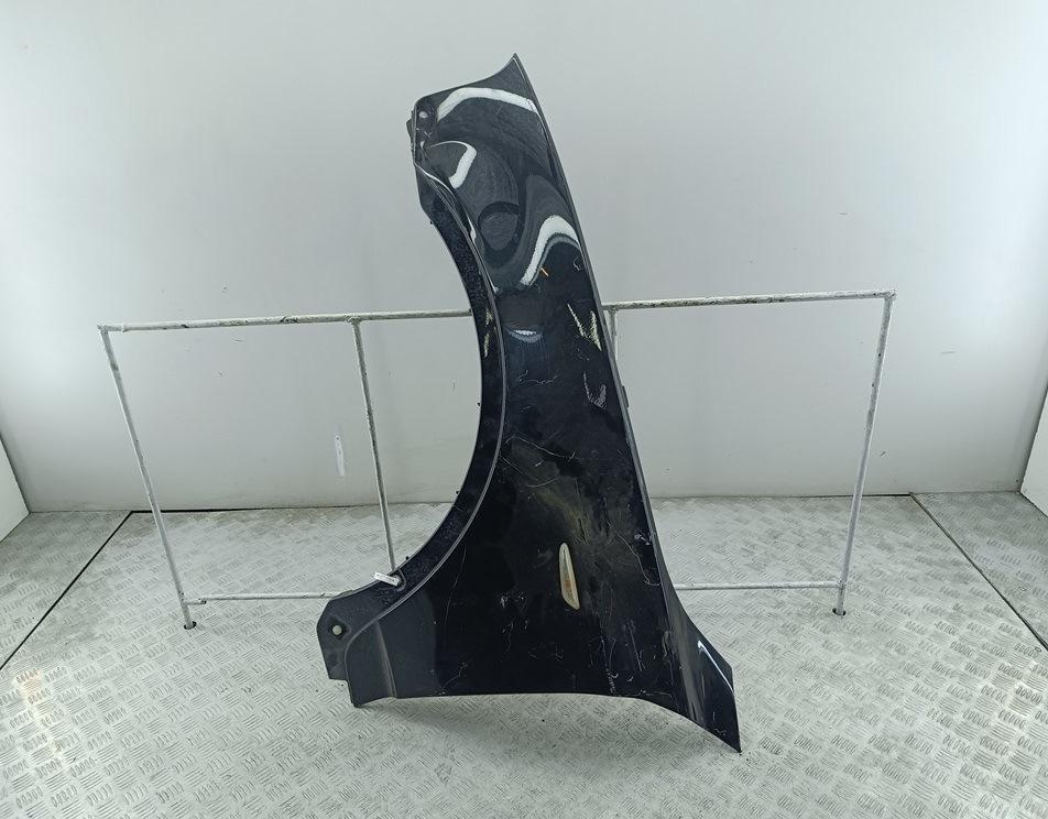 крыло переднее левое BMW X3 E83 2006, 3.0 л., дизель, МКПП, чёрный, внедорожник 5 дв.