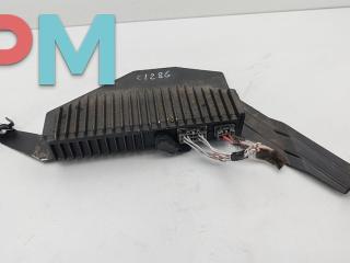 усилитель музыкальный Volvo V70 2 поколение 2001, 2.3 л., бензин, АКПП, чёрный, универсал, 9472301