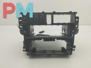 рамка под магнитолу Audi A4 B5 1997, 1.8 л., бензин, МКПП, синий, универсал, 8D0857007