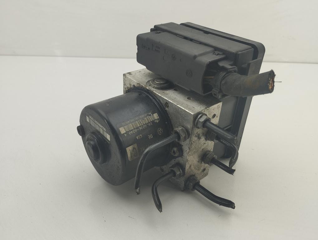 блок ABS Volkswagen Touran 2010, 1.4 л., бензин, МКПП, серый, минивэн, 1K0907379AC