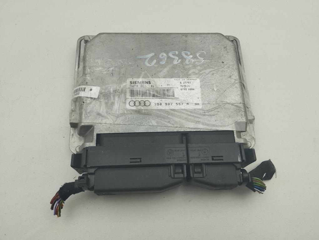 ЭБУ Audi A4 B5 1997, 1.6 л., бензин, МКПП, зелёный, седан, 3B0907557A