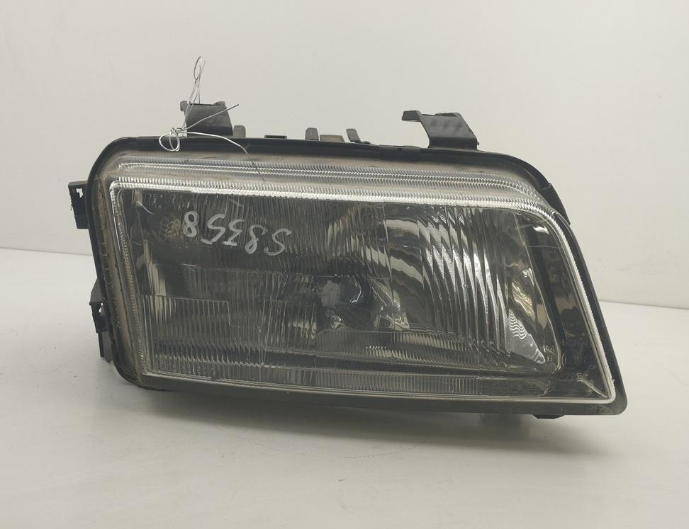 фара правая Audi A4 B5 1997, 1.8 л., бензин, МКПП, синий, универсал, 8D0941004E