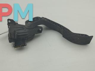 педаль Audi A6 4B/C5 [рестайлинг] 2003, 3.0 л., бензин, АКПП, чёрный, универсал, 8D1723523L