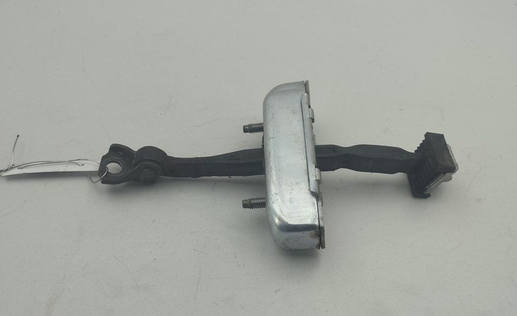 Ограничитель открывания двери задней Toyota RAV4 XA30 2006, внедорожник 5 дв.
