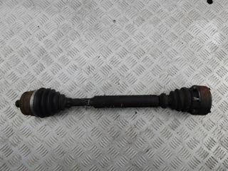 полуось передняя правая (приводной вал, ШРУС) Volkswagen Passat B5 [рестайлинг] 2003, 1.6 л., бензин, МКПП, чёрный, универсал