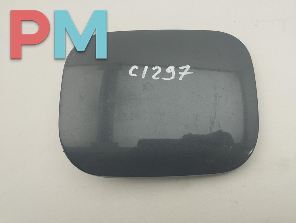 лючок топливного бака Toyota RAV4 XA30 2006, 2.2 л., дизель, МКПП, чёрный, внедорожник 5 дв. - фото №1
