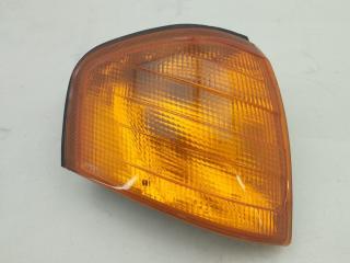 Поворотник (указатель поворота) правый Mercedes-Benz C W202 1993, 1.8 л., бензин, МКПП, синий, седан, 2028260243