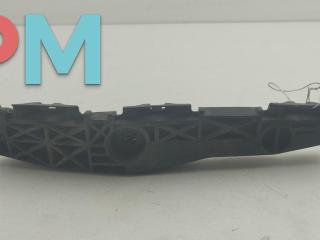 кронштейн заднего бампера Toyota RAV4 XA30 2006, 2.2 л., дизель, МКПП, чёрный, внедорожник 5 дв., 52156-42031