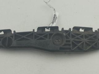 кронштейн заднего бампера Toyota RAV4 XA30 2006, 2.2 л., дизель, МКПП, чёрный, внедорожник 5 дв., 52155-42011