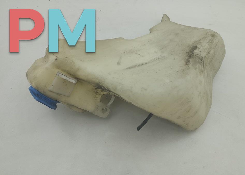 бачок омывателя Audi A4 B5 1997, 1.8 л., бензин, универсал, 8D0955453 - фото №1