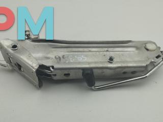 домкрат Audi A4 B6 2002, 2.0 л., бензин, МКПП, чёрный, седан, 8E0011031C