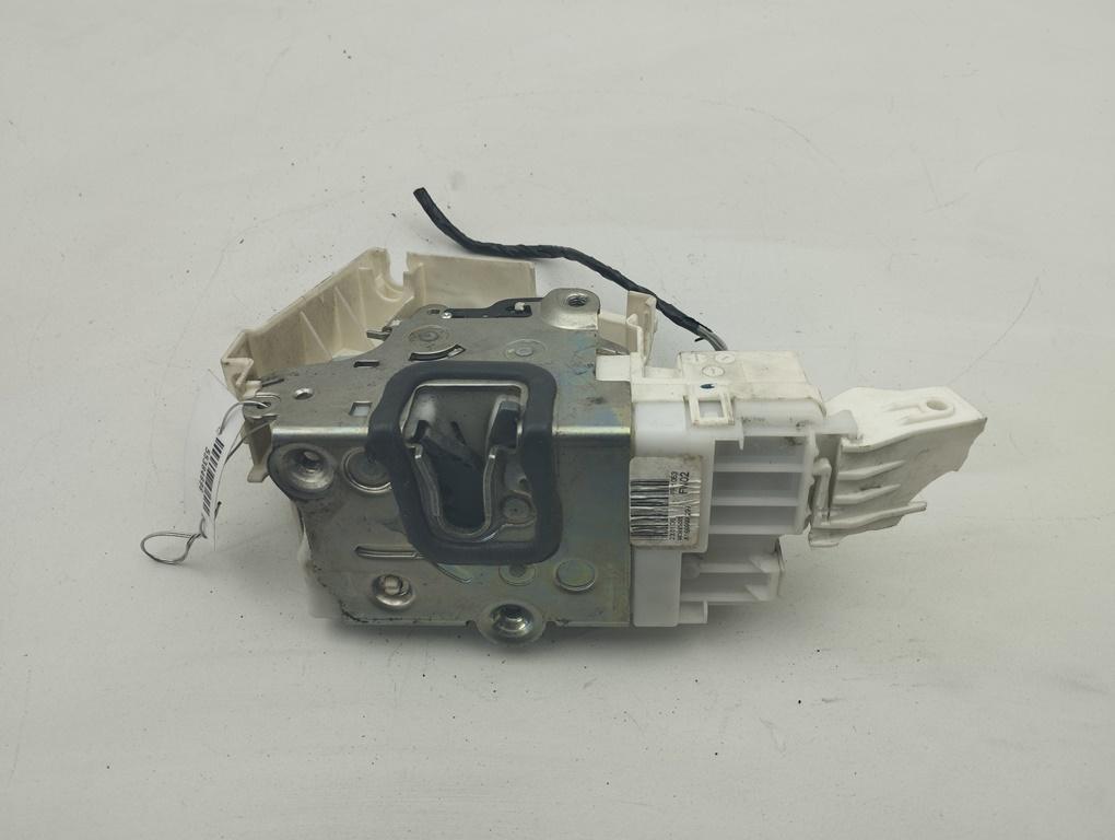 замок двери передней правой Mercedes-Benz A W169 2005, 1.7 л., бензин, АКПП, серый, хетчбэк 5 дв., A1699991299