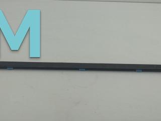 Молдинг стекла двери наружный Nissan Almera N16 [рестайлинг] 2003, 1.5 л., бензин, МКПП, серый, хетчбэк 5 дв.