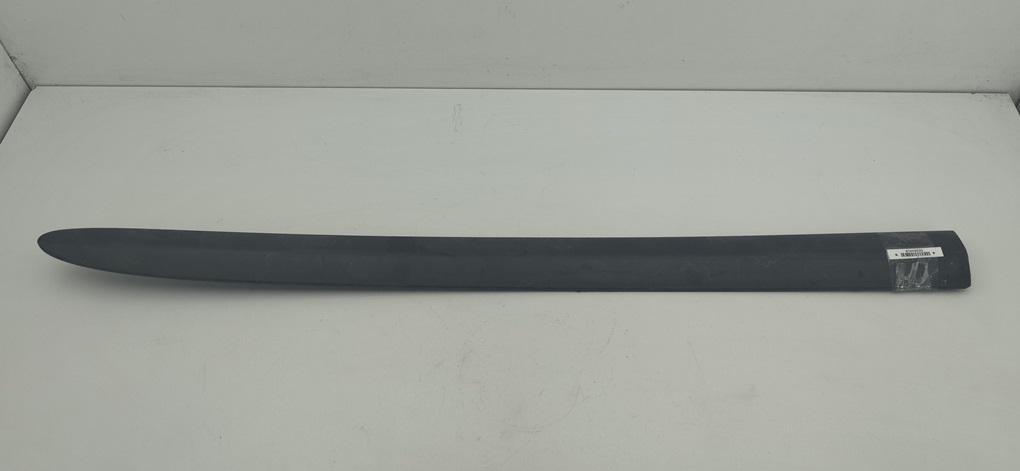 молдинг двери передней правой Nissan Almera N16 2003, 1.5 л., бензин, МКПП, серый, хетчбэк 5 дв., 80870BM700