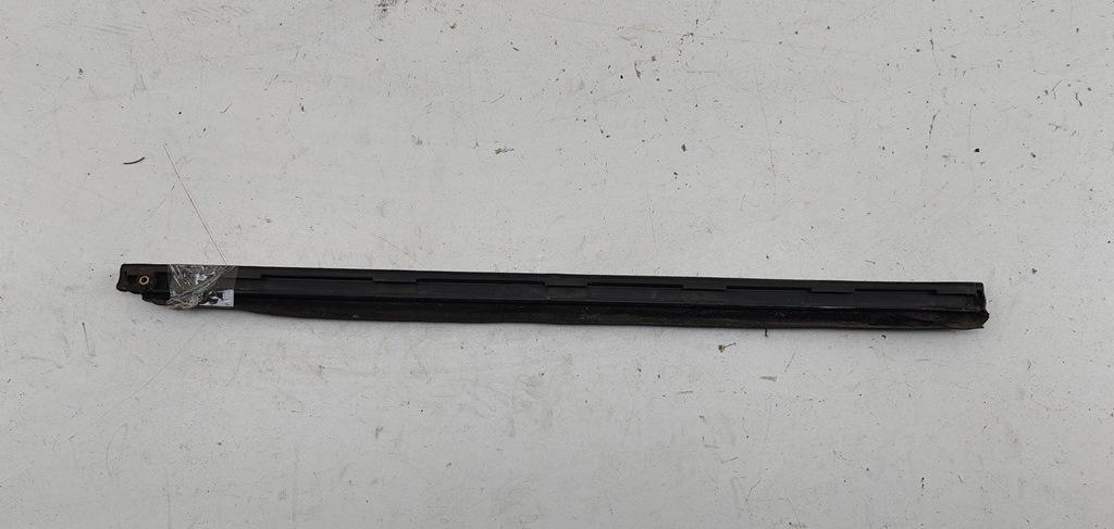 молдинг двери задней правой Audi A4 B5 1997, 1.8 л., бензин, МКПП, серый, седан