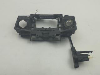 Корпус (держатель) ручки двери передней левой Audi A8 D3/4E 2003, 4.2 л., бензин, АКПП, синий, седан, 4E0839885M