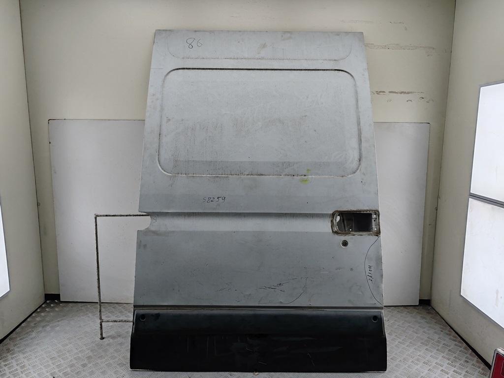 дверь сдвижная Opel Movano A 1999, 2.8 л., дизель, МКПП, белый, микроавтобус