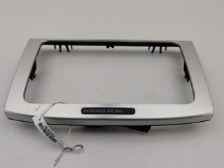 рамка под магнитолу Volkswagen Passat B6 2009, 2.0 л., дизель, АКПП, серый, универсал, 3C0858069AG