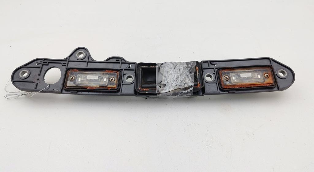 подсветка номера Volkswagen Touran 2006, 2.0 л., дизель, МКПП, синий, минивэн, 1T0827574H