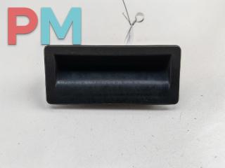 кнопка открытия багажника Volkswagen Passat B6 2009, 1.4 л., бензин, МКПП, чёрный, универсал, 5N0827566