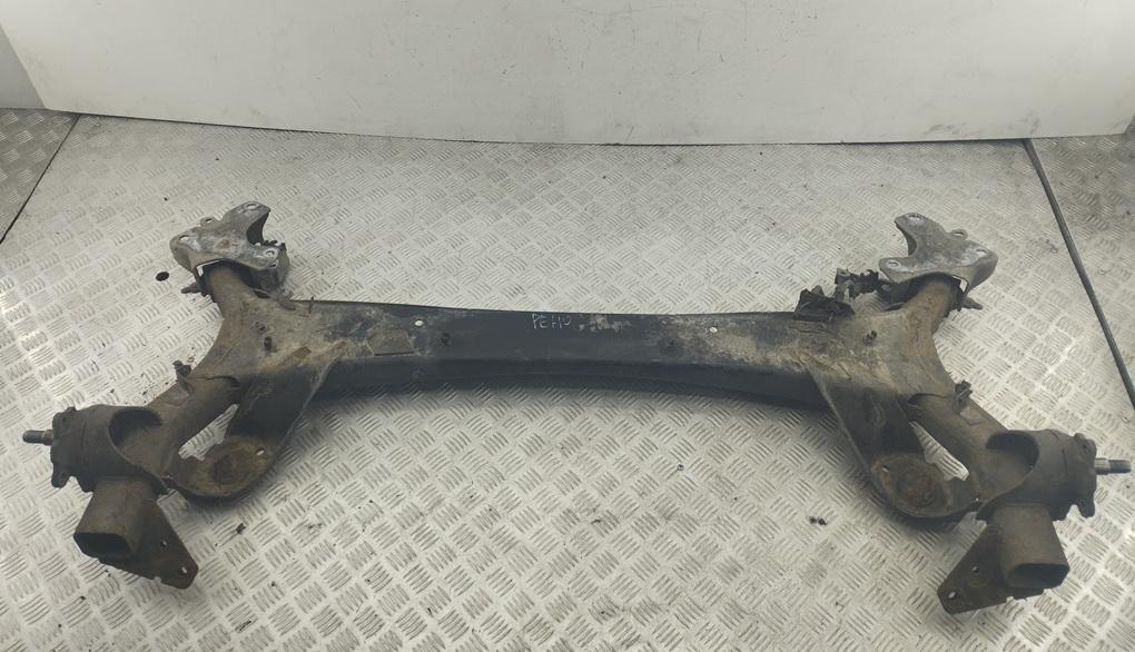 подрамник передний Renault Megane II 2004, 1.6 л., бензин, МКПП, чёрный, универсал
