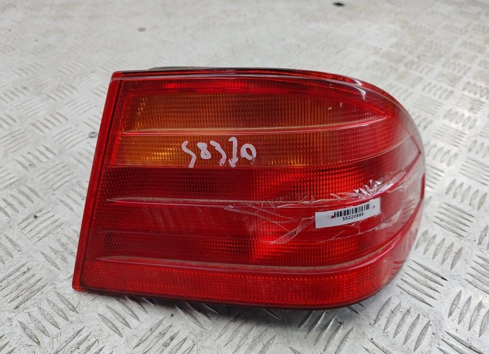 фонарь задний правый Mercedes-Benz E W210 1998, 2.4 л., бензин, АКПП, серый, седан, 2108204464