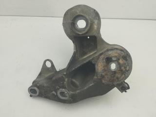 кронштейн (крепление) Audi A6 4F/C6 2004, 2.4 л., бензин, МКПП, чёрный, седан, 4F0199352E