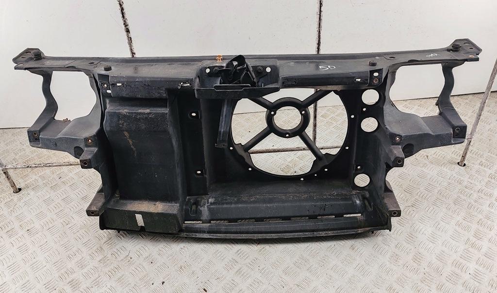 Рамка радиатора Volkswagen Golf 3 поколение 1994, 1.6 л., бензин, МКПП, красный, хетчбэк 5 дв. - фото №1