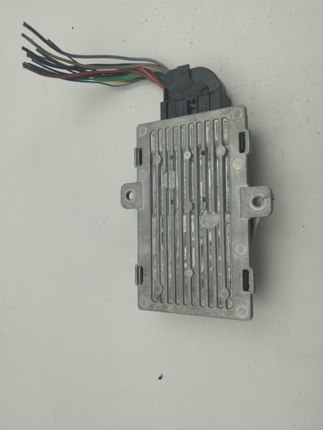 блок управления (другие) BMW 7 серия E65/E66/E67 2003, 4.4 л., бензин, АКПП, зелёный, седан, 6762315 - фото №1