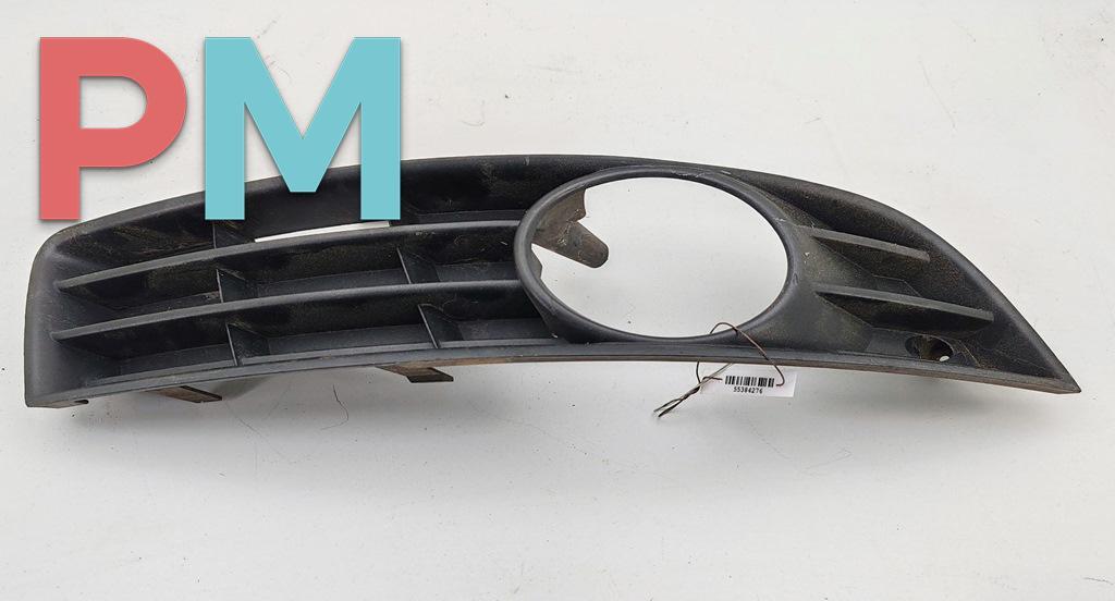 рамка фары противотуманной правой Volkswagen Passat B6 2007, 1.8 л., бензин, МКПП, серый, универсал, 3C0853666A - фото №1