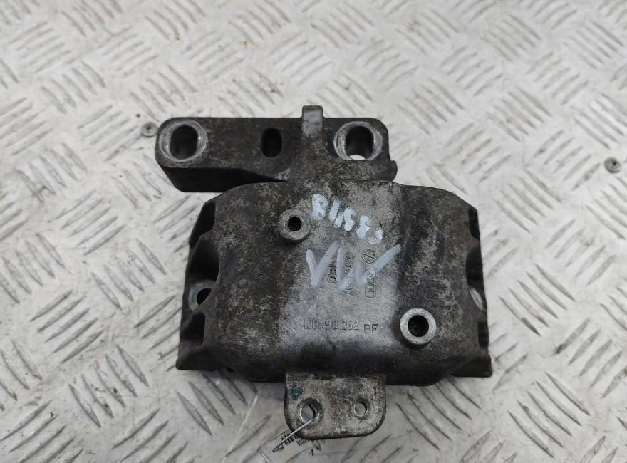 подушка крепления двигателя Volkswagen Bora 2001, 2.0 л., бензин, МКПП, серый, седан, 1J0199262
