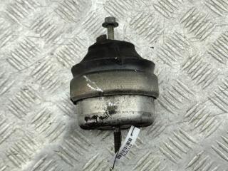 подушка крепления двигателя Volkswagen Passat B5 [рестайлинг] 2001, 2.0 л., бензин, МКПП, синий, универсал, 8D0199379J