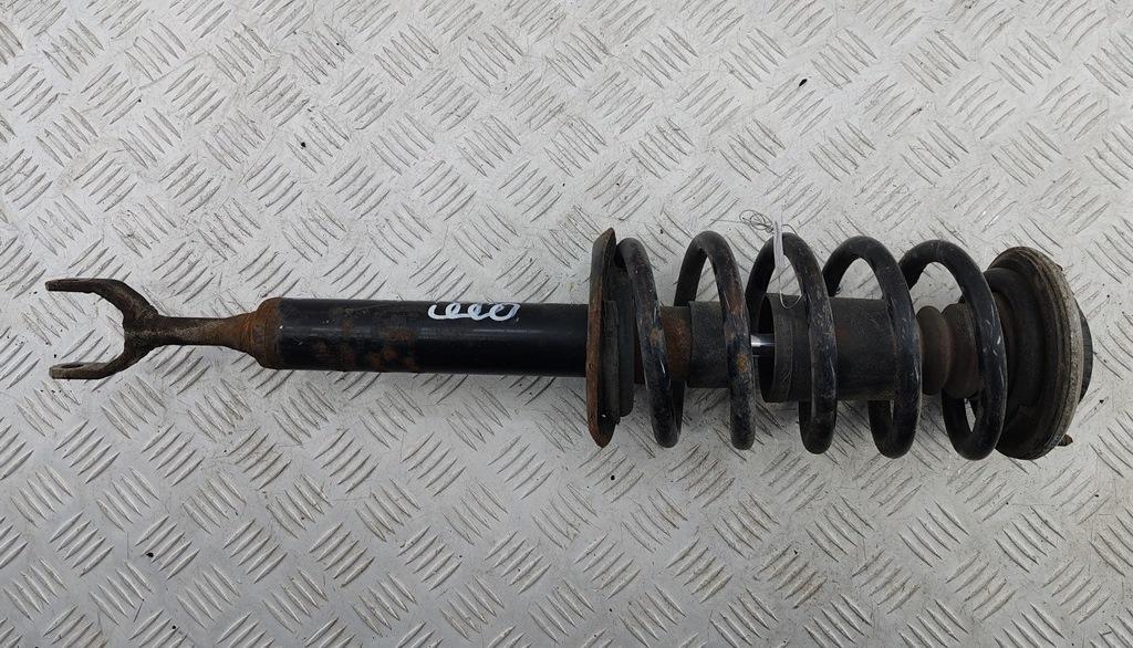 стойка передняя Audi A6 4B/C5 1998, 2.4 л., бензин, МКПП, серый, универсал, 4B0412031 - фото №1