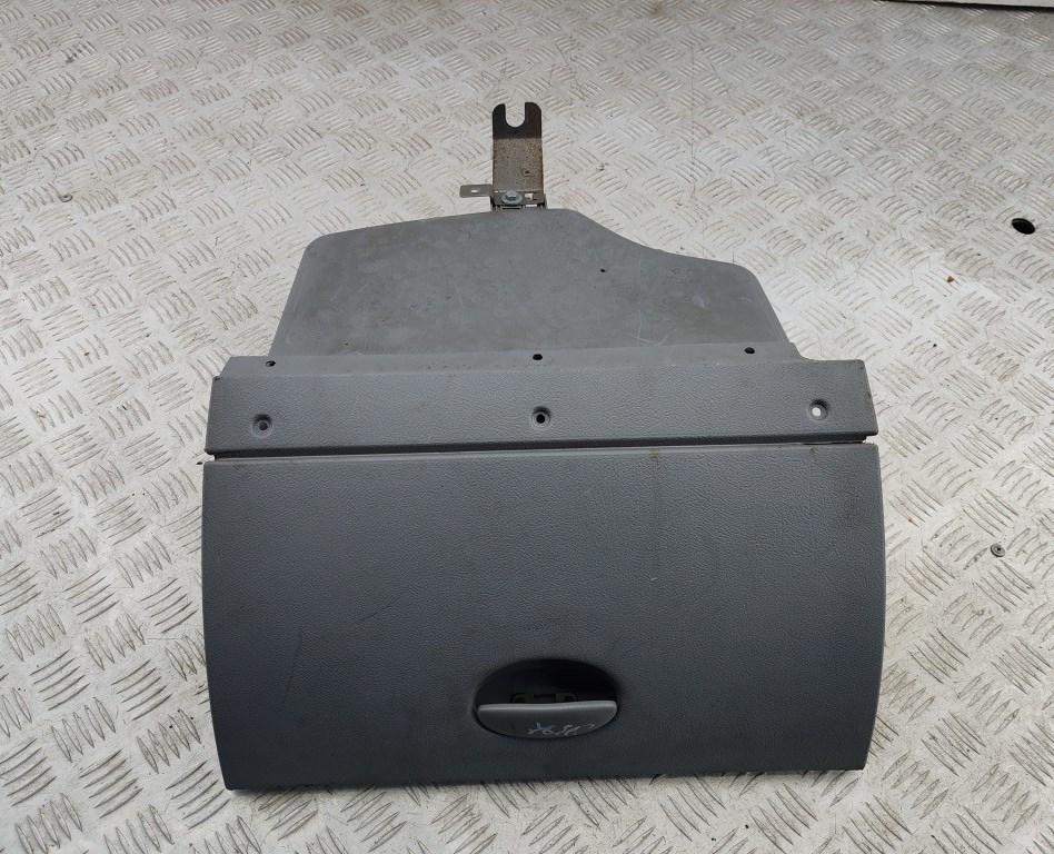 бардачок Citroen Xsara Picasso 2006, 1.6 л., бензин, МКПП, синий, минивэн, 963131777BO2