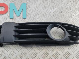 рамка фары противотуманной левой Volkswagen Passat B5 [рестайлинг] 2003, 1.6 л., бензин, МКПП, чёрный, универсал, 3B0853665K