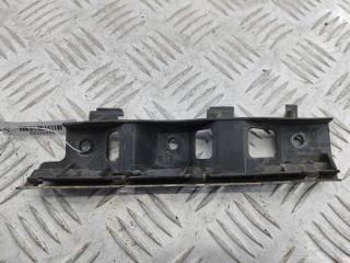 кронштейн переднего бампера Volkswagen Passat B6 2007, 1.8 л., бензин, МКПП, серый, универсал, 3C0807183