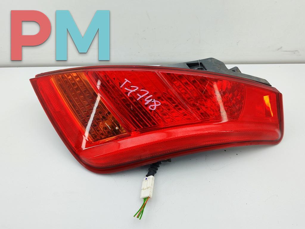 фонарь задний правый Nissan Murano Z50 2005, 3.5 л., бензин, АКПП, чёрный, внедорожник 5 дв., 220-63779 - фото №1