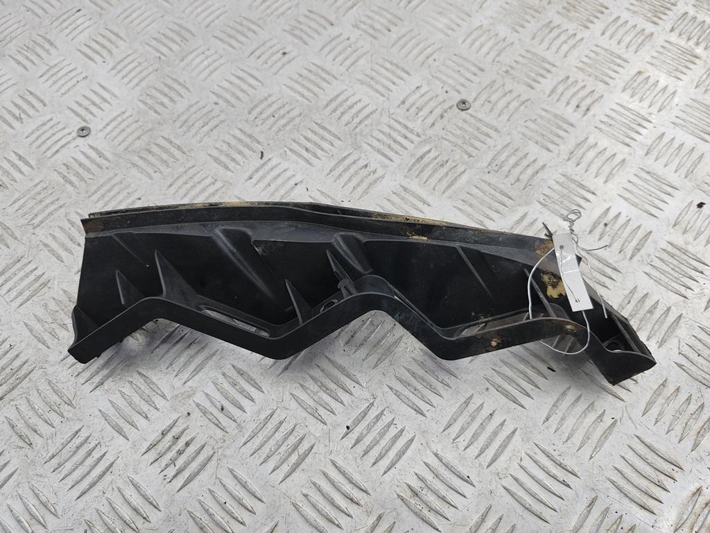 кронштейн переднего бампера Volkswagen Passat B6 2007, 1.8 л., бензин, МКПП, серый, универсал, 3C0807889