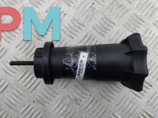 крепление запаски Volkswagen Passat B5 1999, 1.8 л., бензин, МКПП, красный, универсал, 3B9803899