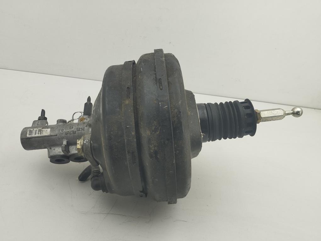 вакуумный усилитель тормозов Volkswagen Passat B5 1999, 1.8 л., бензин, МКПП, красный, универсал, 4B3612105