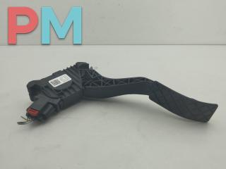 педаль Volkswagen Tiguan 2 поколение 2016, 2.0 л., дизель, АКПП, коричневый, внедорожник 5 дв., 5Q1723503J