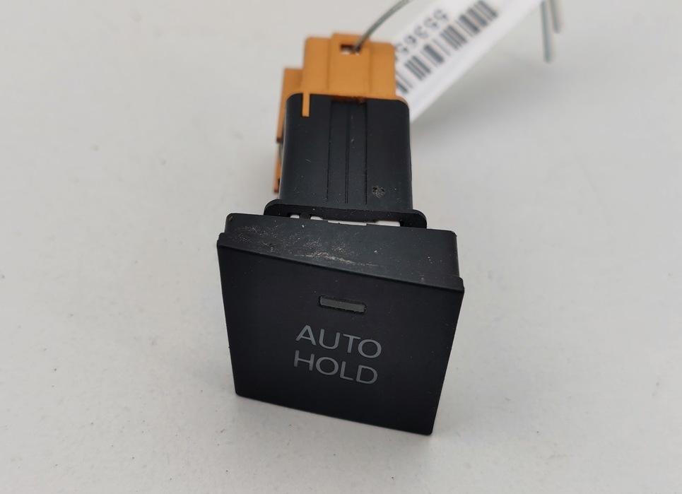 кнопка ручного тормоза (ручника) Volkswagen Passat B6 2009, 2.0 л., дизель, АКПП, серый, универсал, 3C0927227B