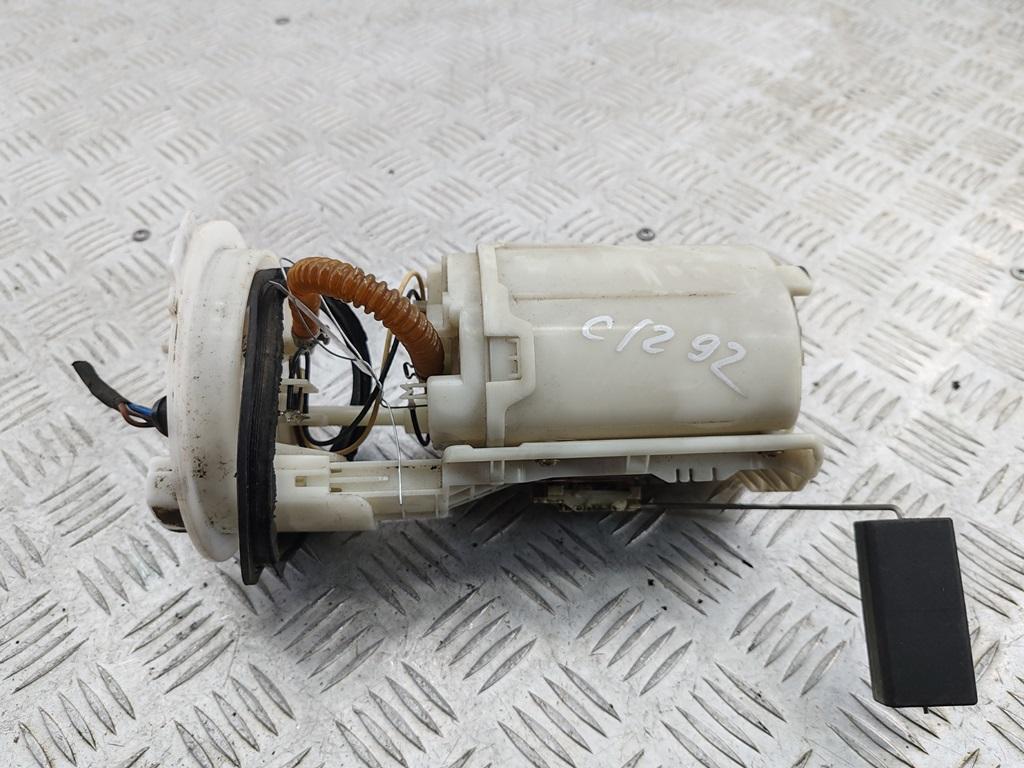 насос топливный Volkswagen Caddy 2006, 2.0 л., бензин, МКПП, красный, фургон, 1K0919051M