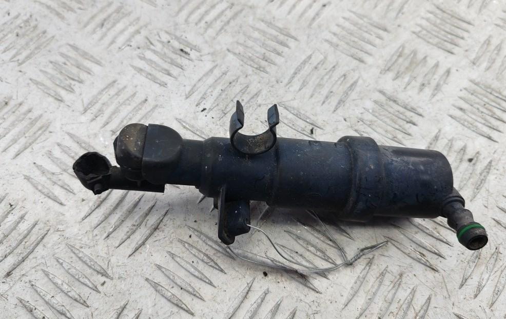 форсунка омывателя фары Volkswagen Bora 2000, 1.9 л., дизель, МКПП, зелёный, универсал, 1J0955978B