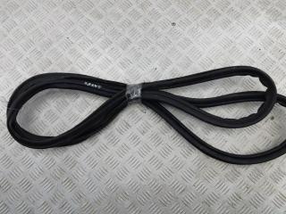 Уплотнитель крышки (двери) багажника Volkswagen Passat B6 2009, 2.0 л., дизель, АКПП, серый, универсал